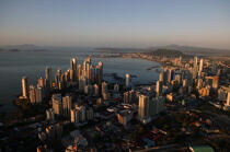 Panama City. © Philip Plisson / Plisson La Trinité / AA08008 - Nos reportages photos - Ville [Panama]