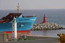 La ville portuaire de Ulsan en Corée de Sud. © Philip Plisson / Plisson La Trinité / AA14192 - Nos reportages photos - Chantier Hyundai, le plus grand chantier maritime du monde.