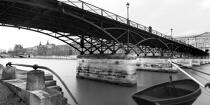 The Pont des Arts in Paris. © Guillaume Plisson / Plisson La Trinité / AA19382 - Photo Galleries - Le pont des arts