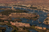 Assuan on the Nile. © Philip Plisson / Plisson La Trinité / AA30430 - Photo Galleries - Aswan