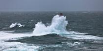 La tempête Joachim sur les côtes bretonnes. © Philip Plisson / Plisson La Trinité / AA32854 - Nos reportages photos - Resultat Recherche