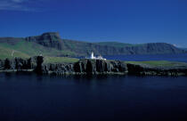 Neist Point lighthouse on the Isle of Skye in Scotland © Philip Plisson / Plisson La Trinité / AA35502 - Photo Galleries - Site of interest [Scot]