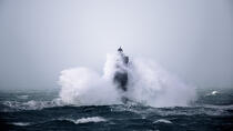 Le Four lighthouse © Guillaume Plisson / Plisson La Trinité / AA37230 - Photo Galleries - Weather