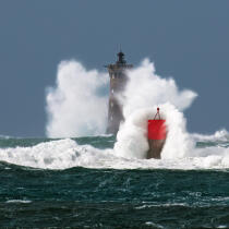 ©  / Plisson La Trinité / AA39408 Le phare du Four - tempête Zeus - Nos reportages photos - Resultat Recherche