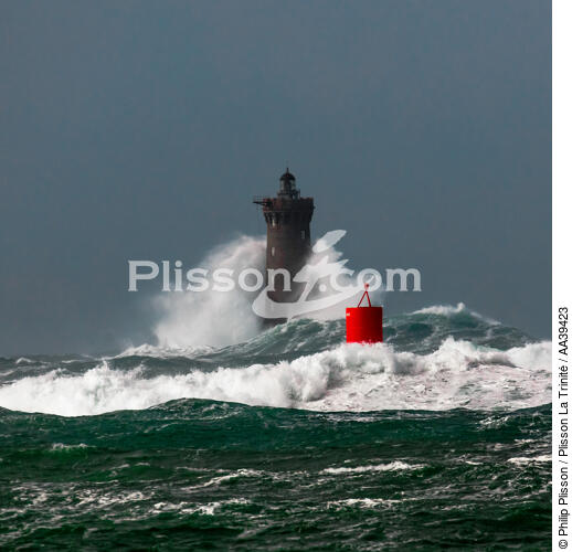 Le Four lighthouse, 2017 Zeus storm - © Philip Plisson / Plisson La Trinité / AA39423 - Photo Galleries - Lighthouse