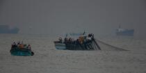 Pêche devant Alexandrie - Egypte © Philip Plisson / Plisson La Trinité / AA39805 - Nos reportages photos - 16/9 horizontal